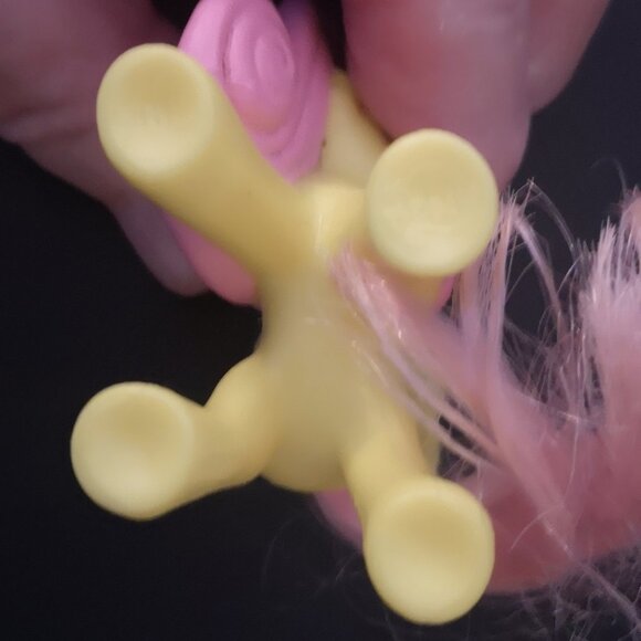 A Collection of 7 My Little Pony Figurines Approximate 2" to 3" Tall - Picture 11 of 12